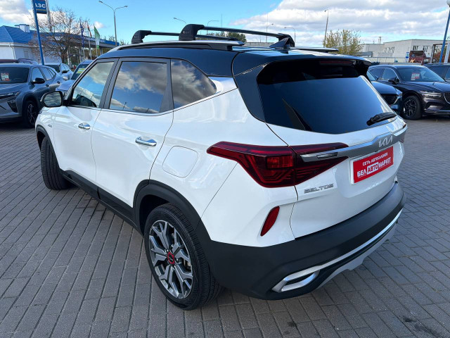 Фото автомобиля 6