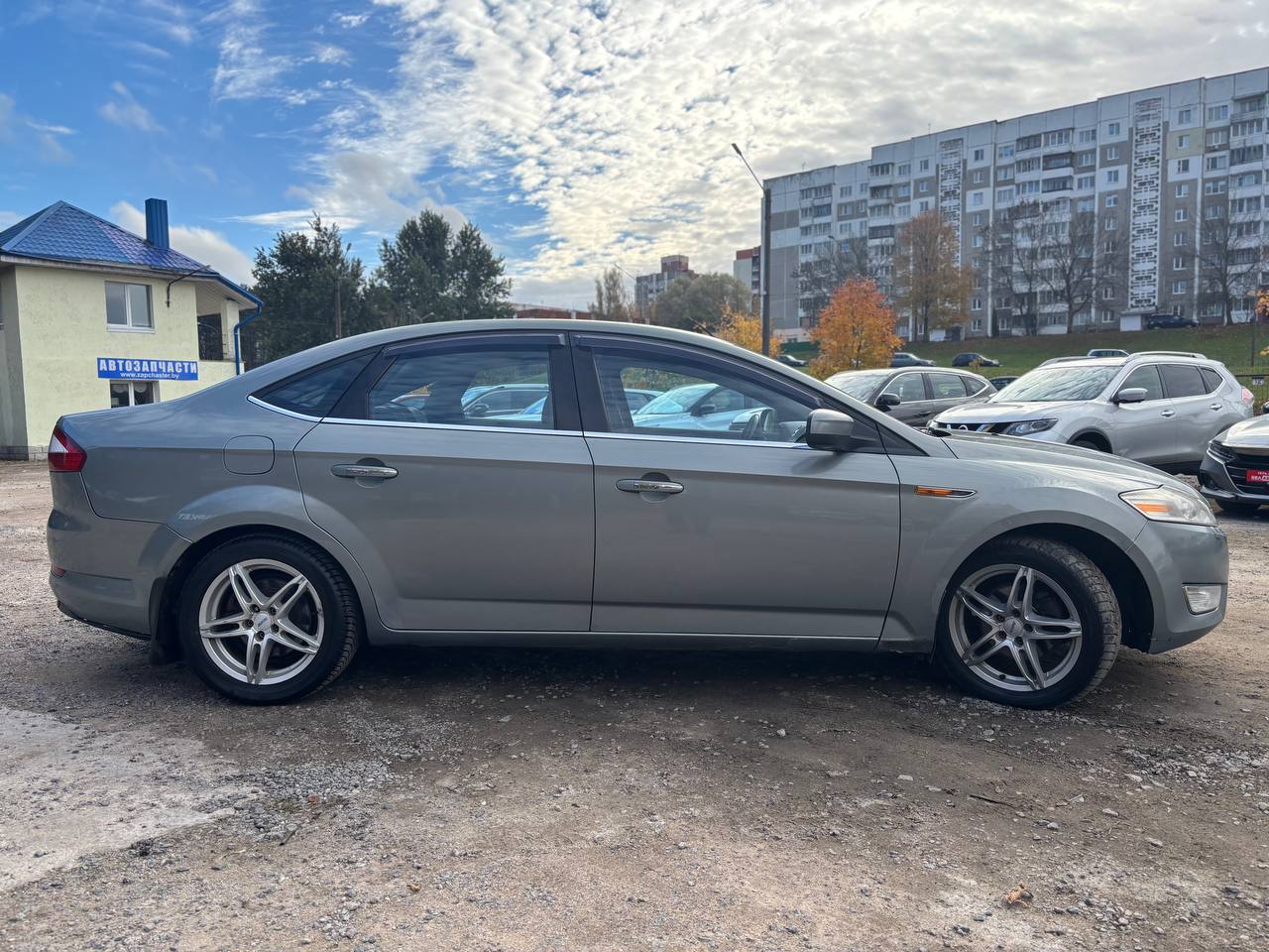 Фото автомобиля 3