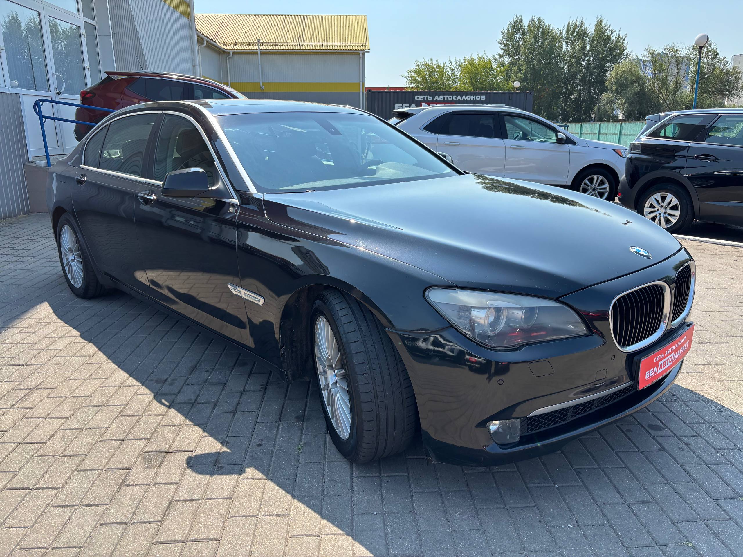 Фото автомобиля 3