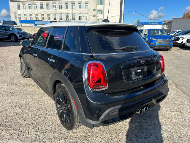Фото автомобиля 6