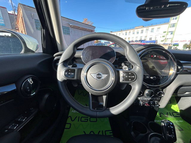 Фото автомобиля 13