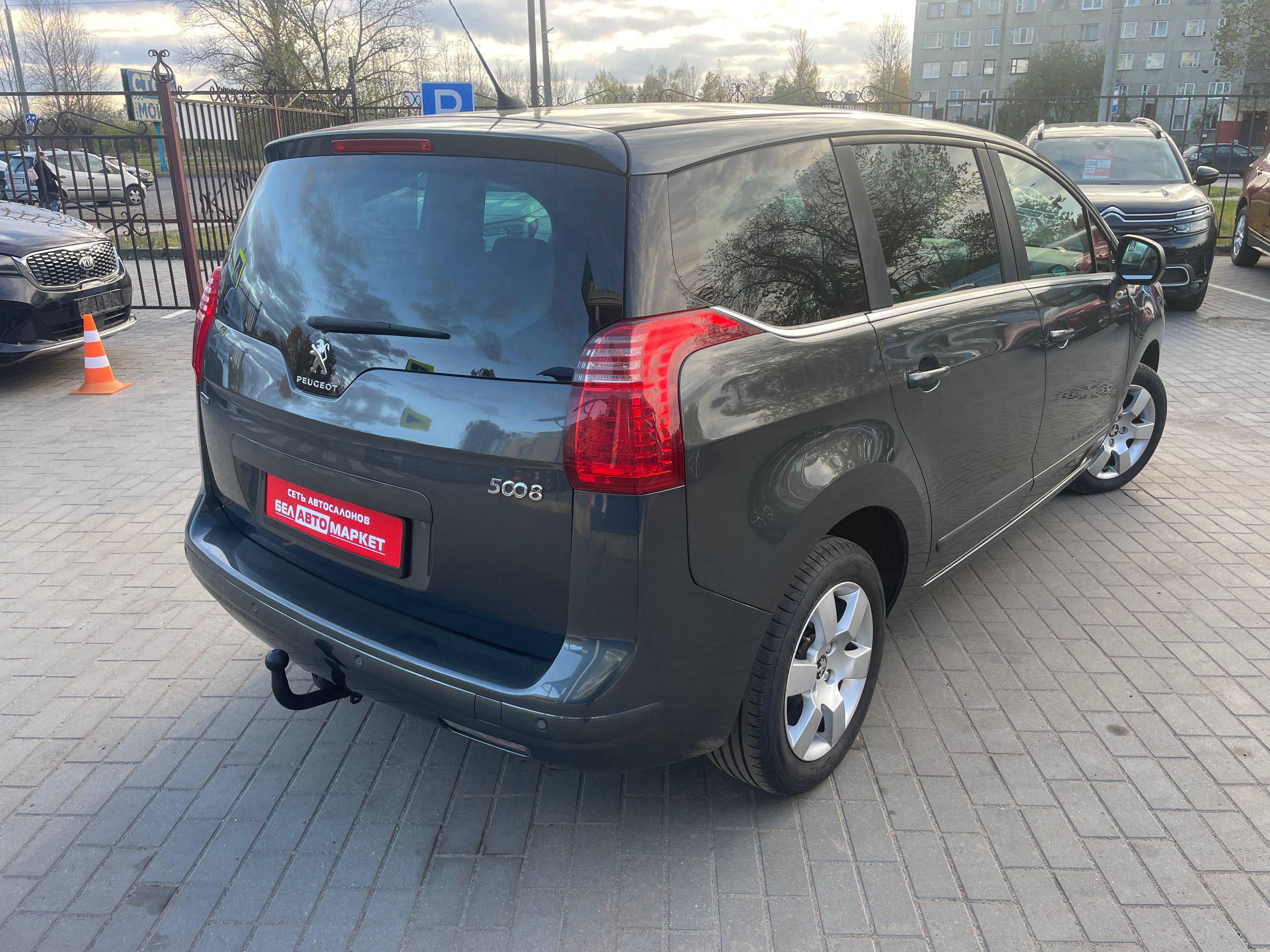 Фото автомобиля 2