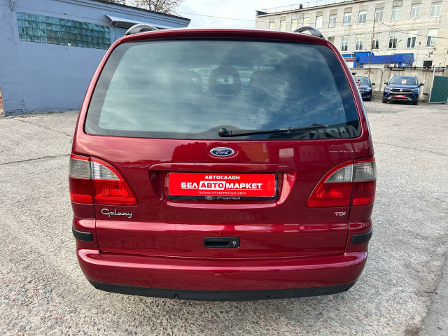 Фото автомобиля 5
