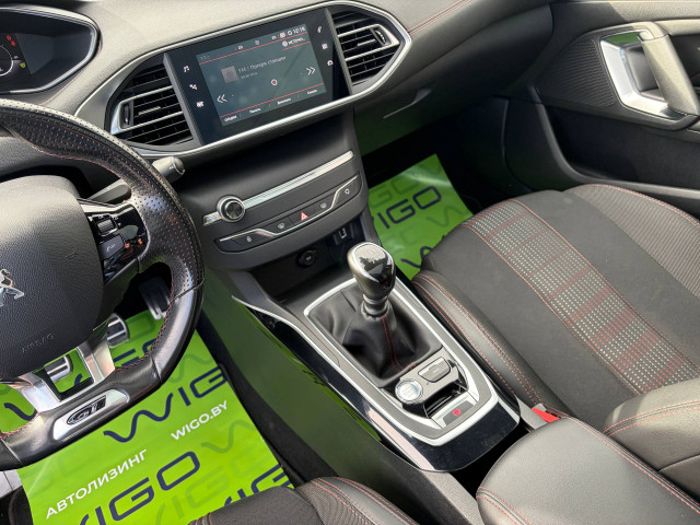 Фото автомобиля 12