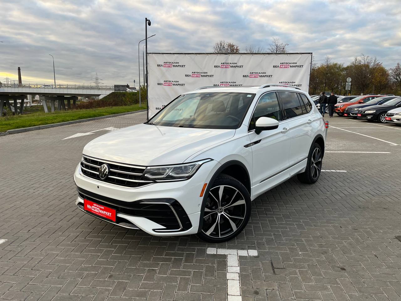 авто с пробегом volkswagen tiguan 2022