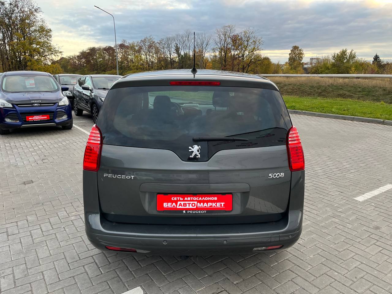 Фото автомобиля 5