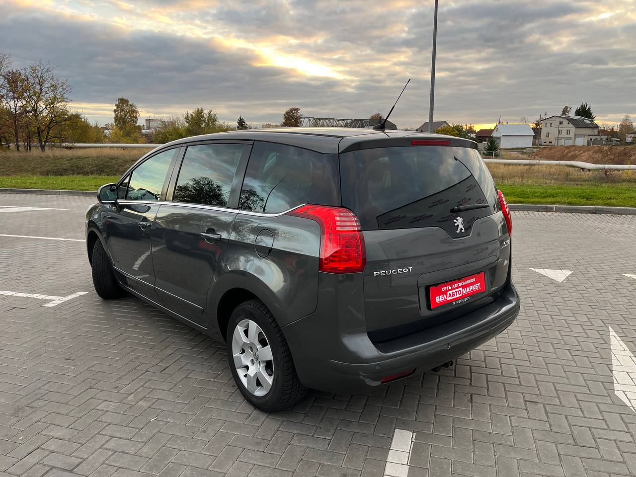 Фото автомобиля 6