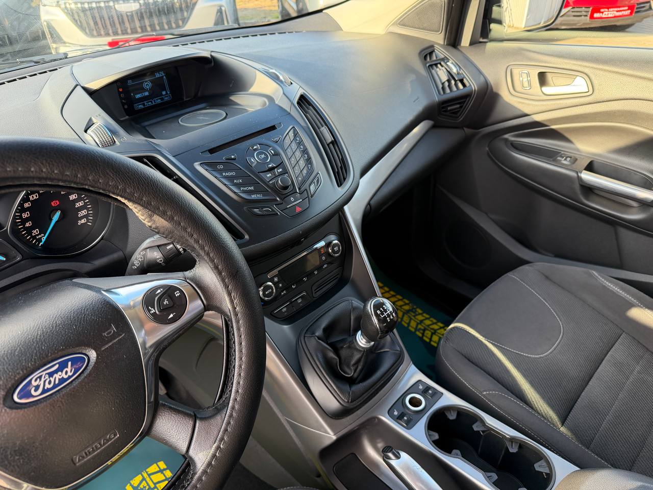 Фото автомобиля 12