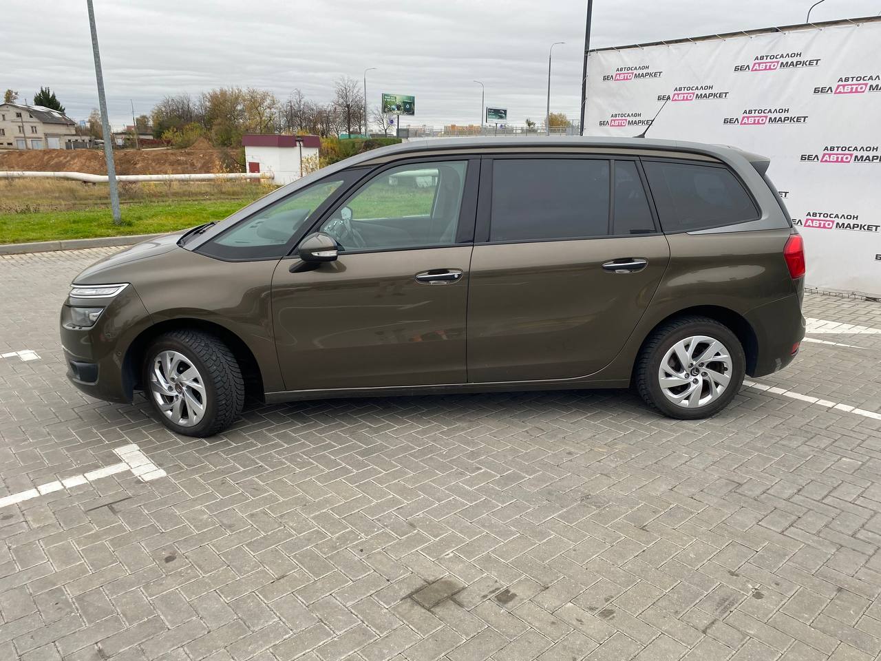 Фото автомобиля 7