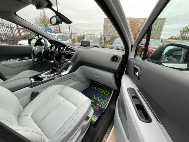 Фото автомобиля 12