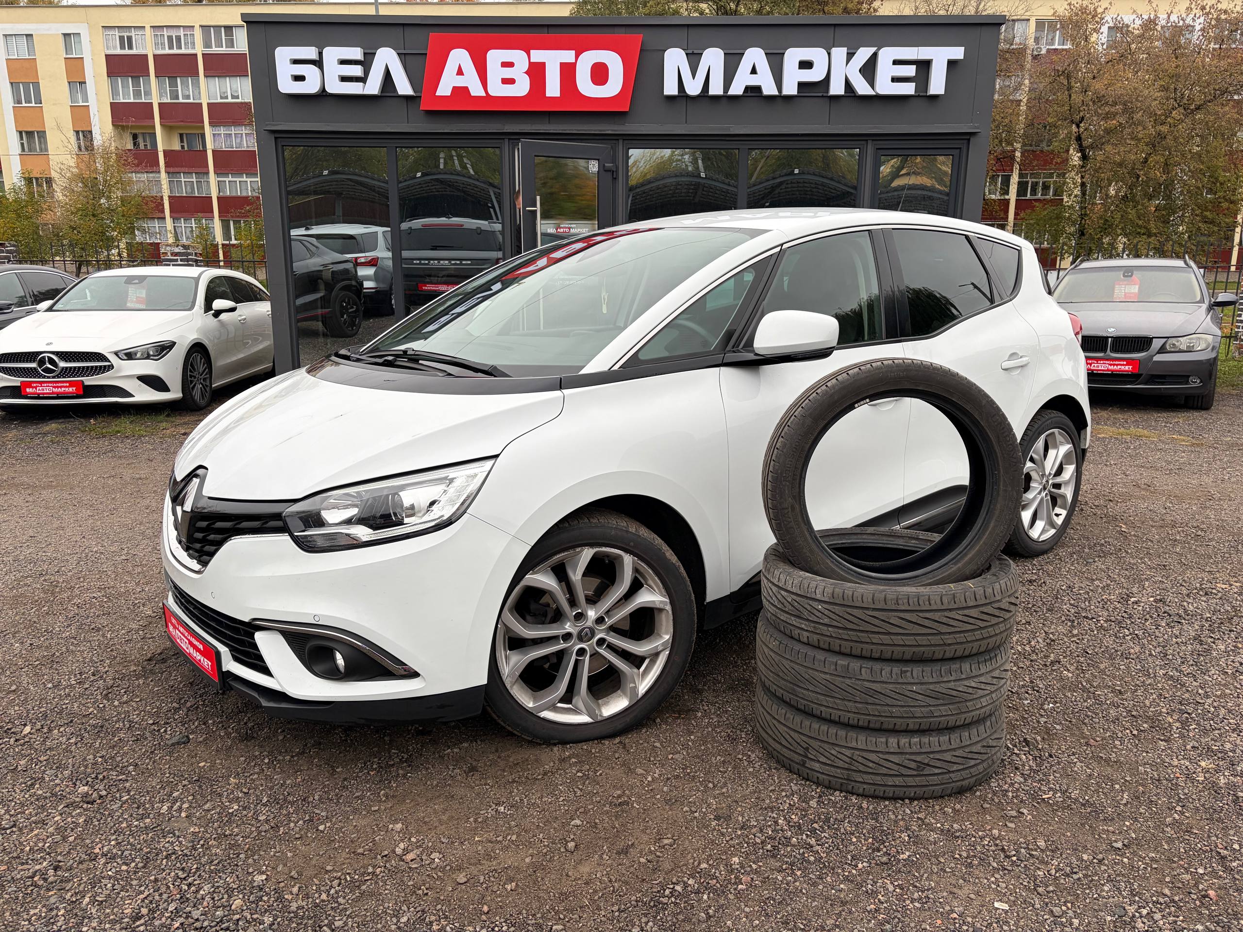 авто с пробегом renault scenic 2020