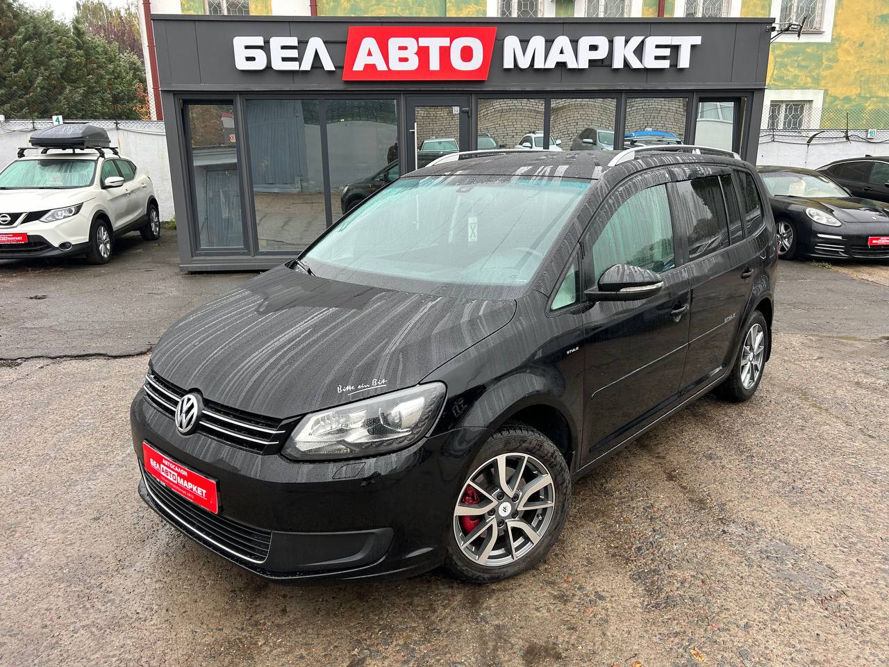 авто с пробегом volkswagen touran 2010
