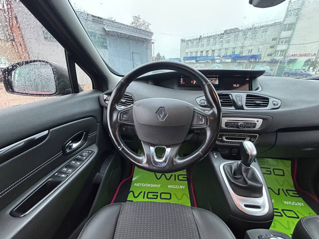 Фото автомобиля 12