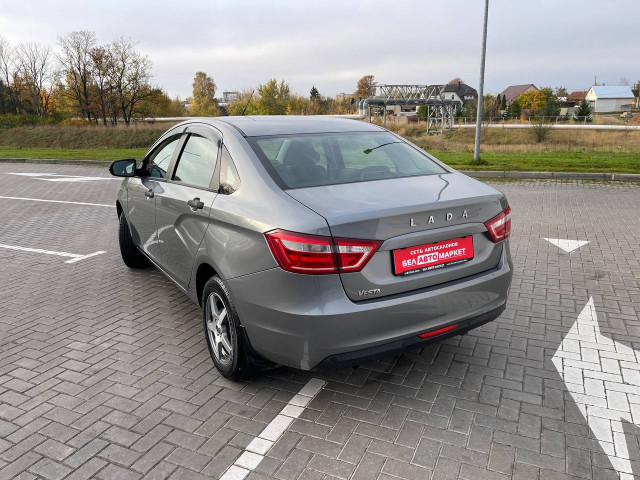 Фото автомобиля 6