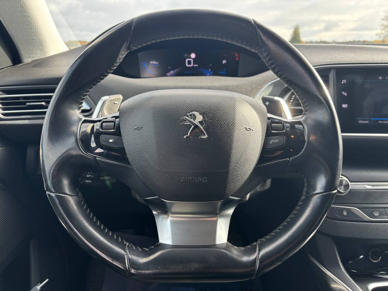 Фото автомобиля 9