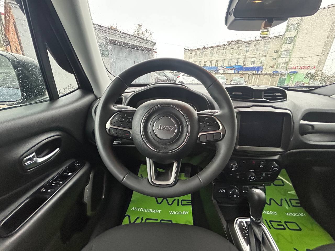 Фото автомобиля 12