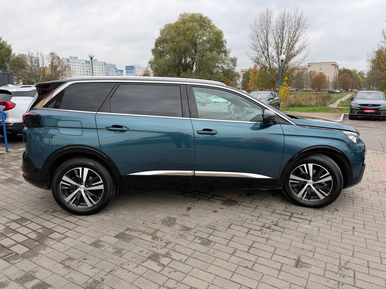 Фото автомобиля 3