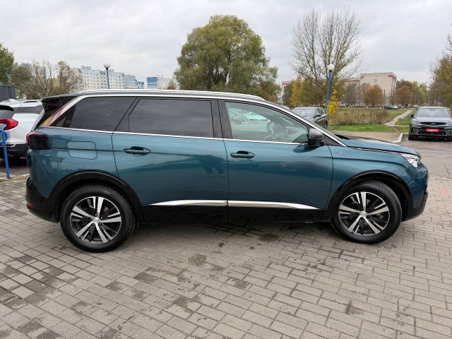 Фото автомобиля 3