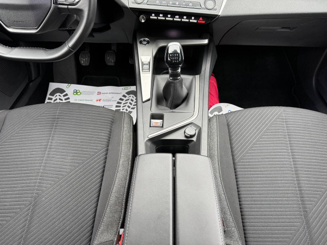 Фото автомобиля 12