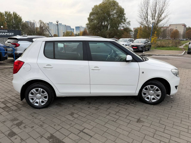 Фото автомобиля 3