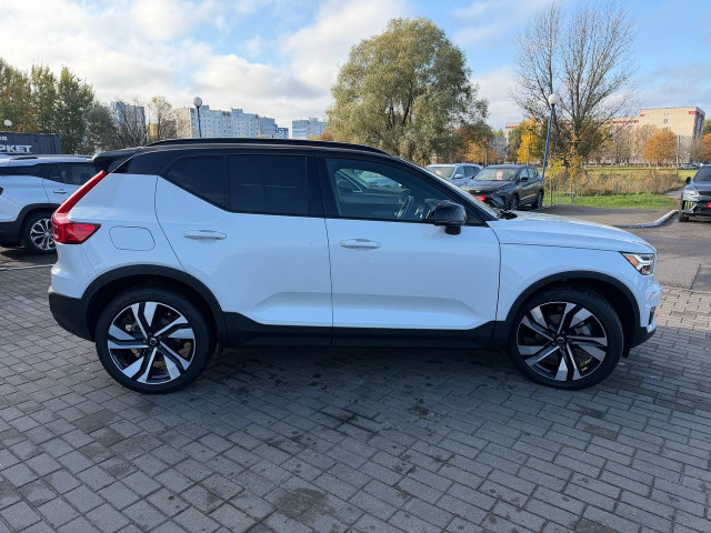 Фото автомобиля 3