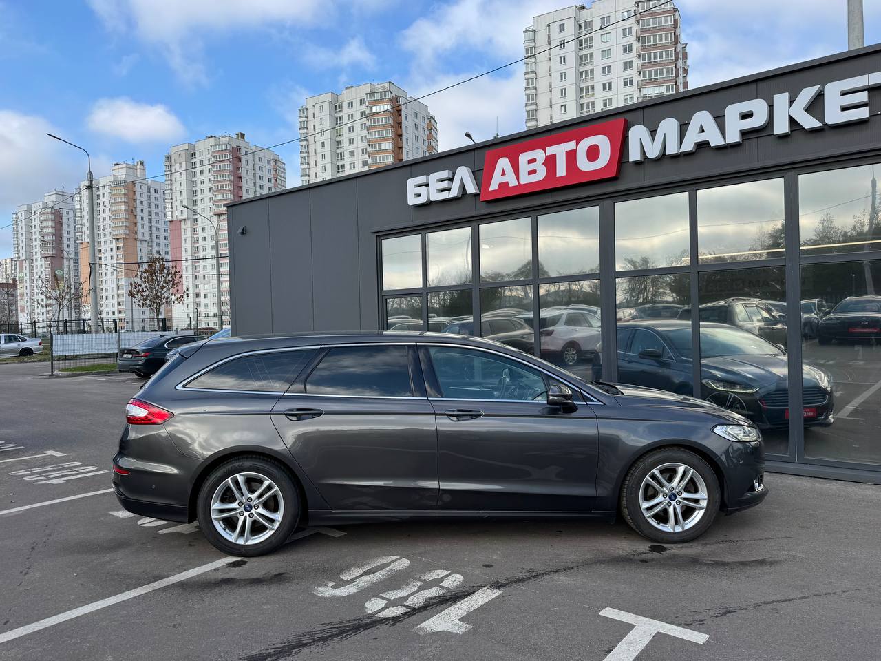 Фото автомобиля 3