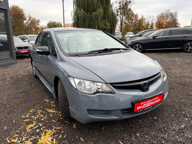 Фото автомобиля 2