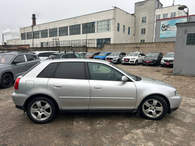 Фото автомобиля 3