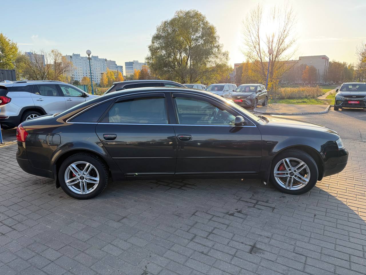 Фото автомобиля 3