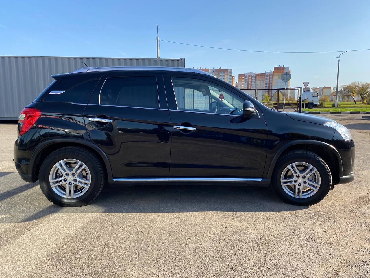 Фото автомобиля 3