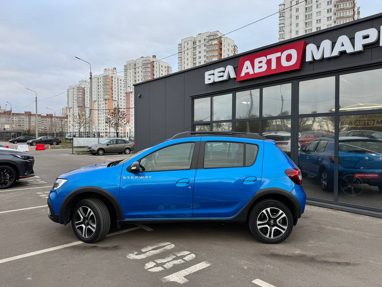 Фото автомобиля 7