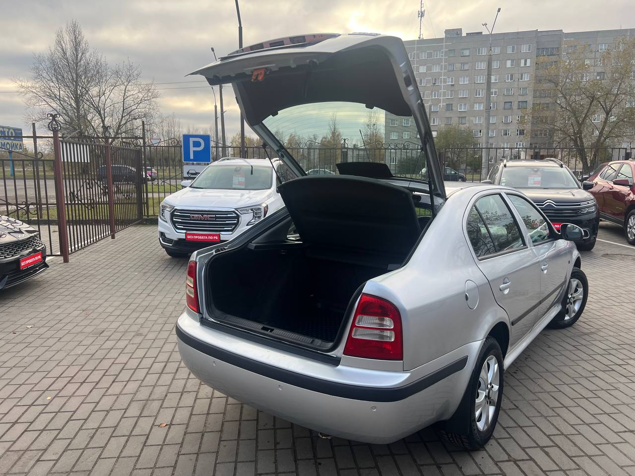 Фото автомобиля 6