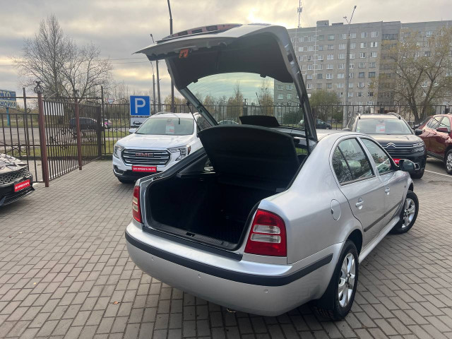 Фото автомобиля 6