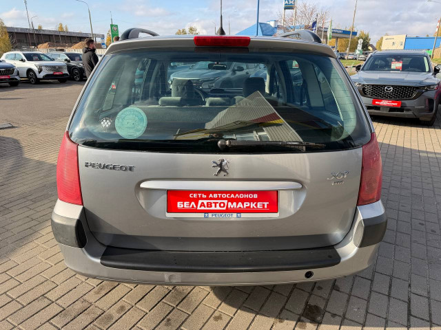 Фото автомобиля 5
