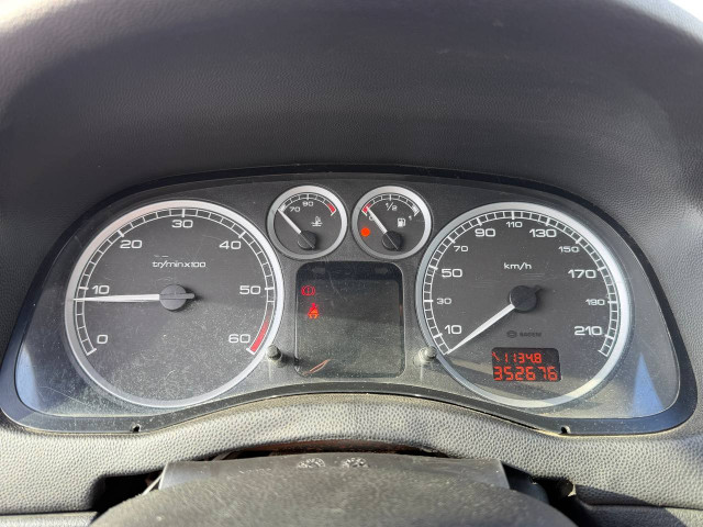Фото автомобиля 10