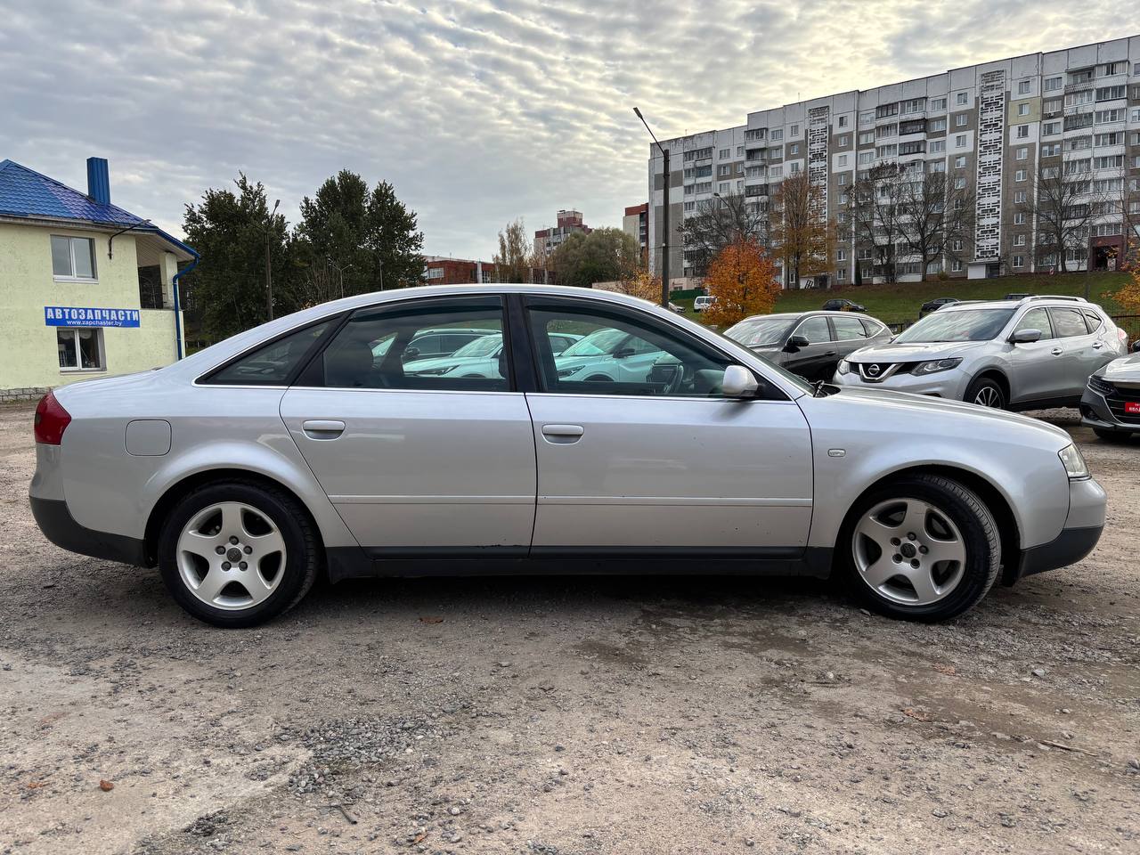 Фото автомобиля 3