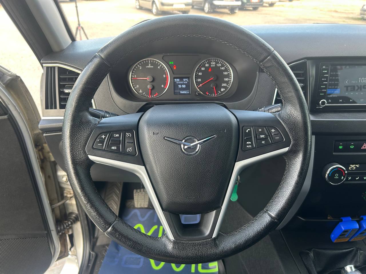 Фото автомобиля 10