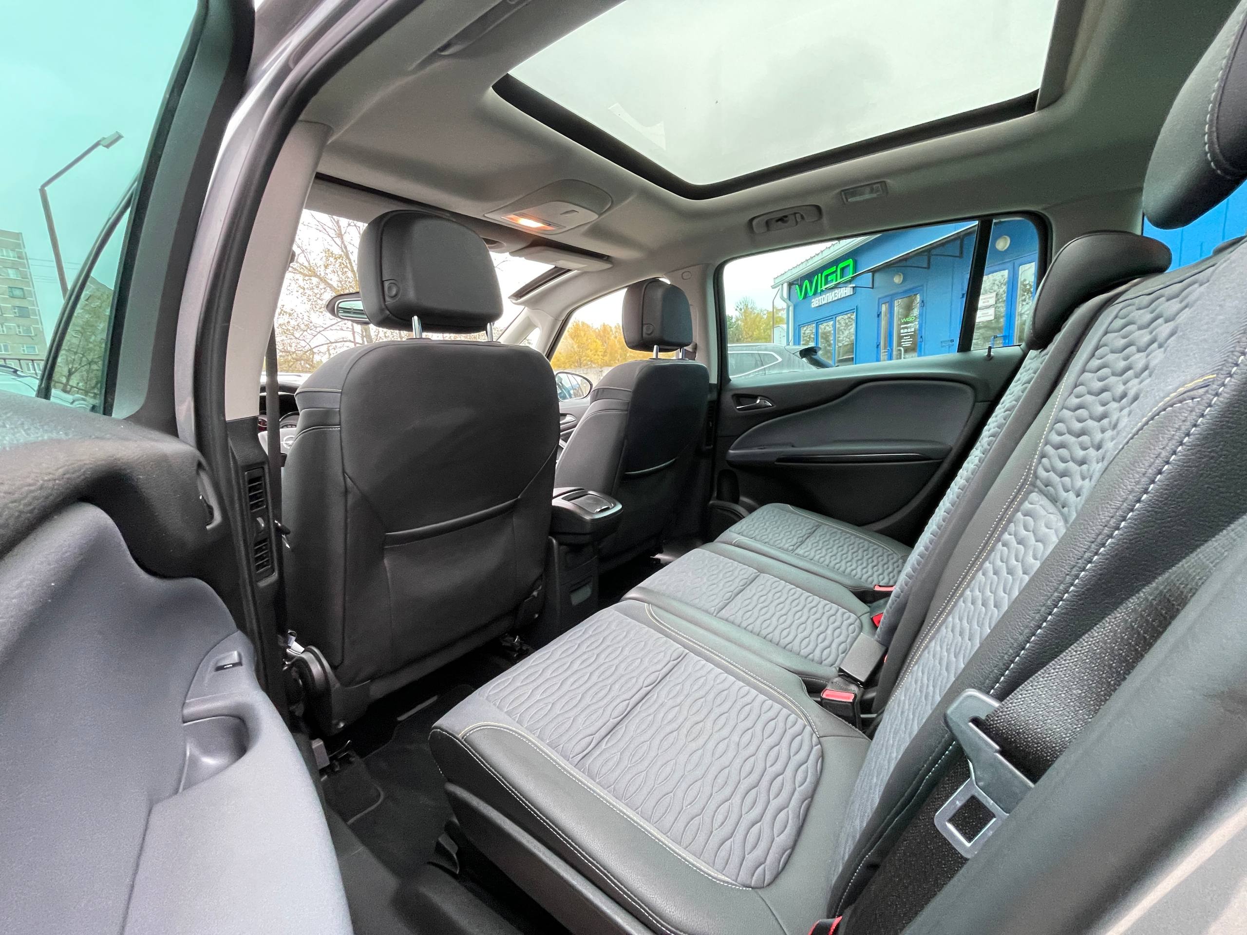 Фото автомобиля 7