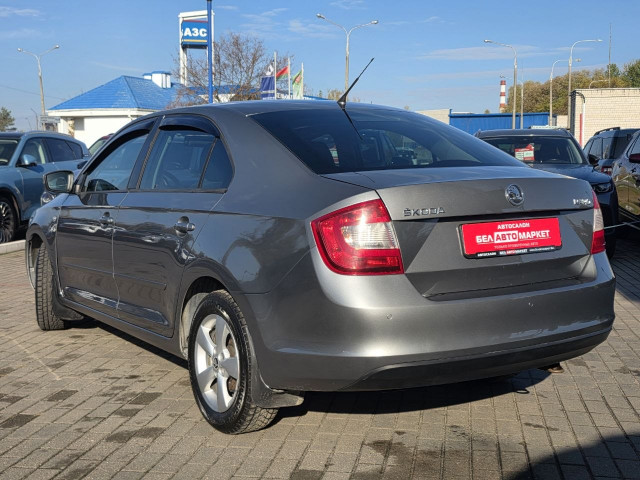 Фото автомобиля 6