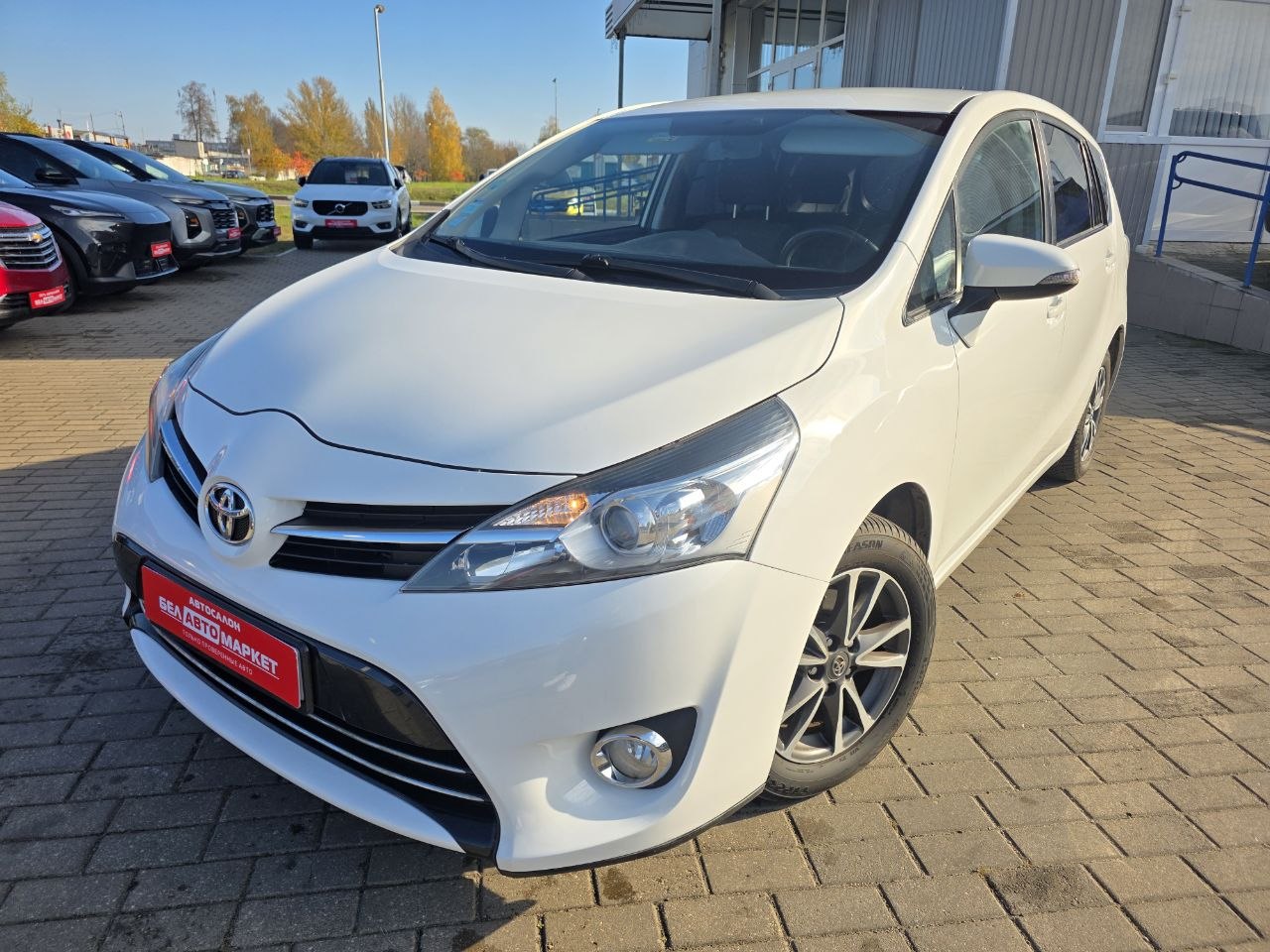 авто с пробегом toyota verso 2014