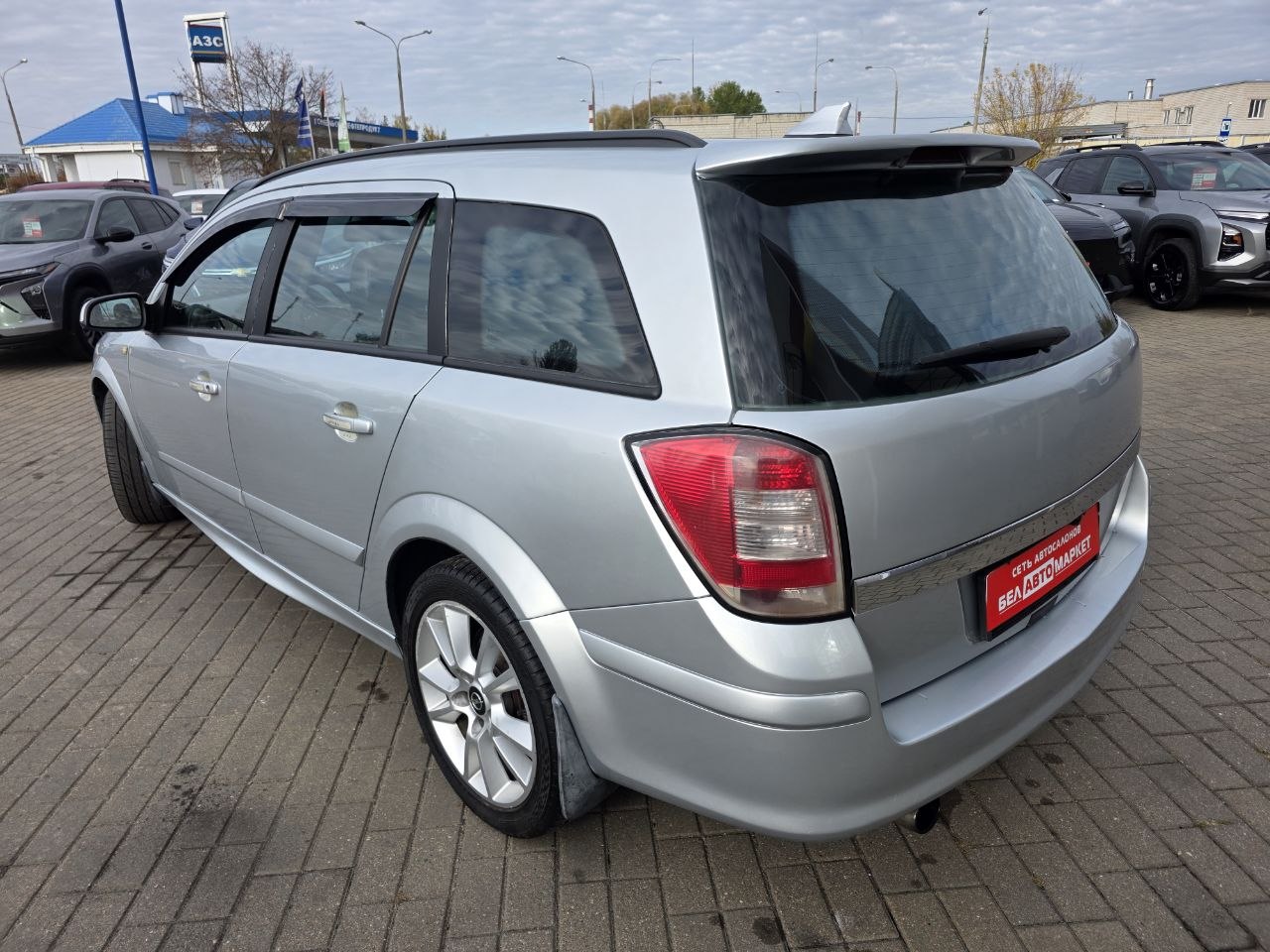 Фото автомобиля 6