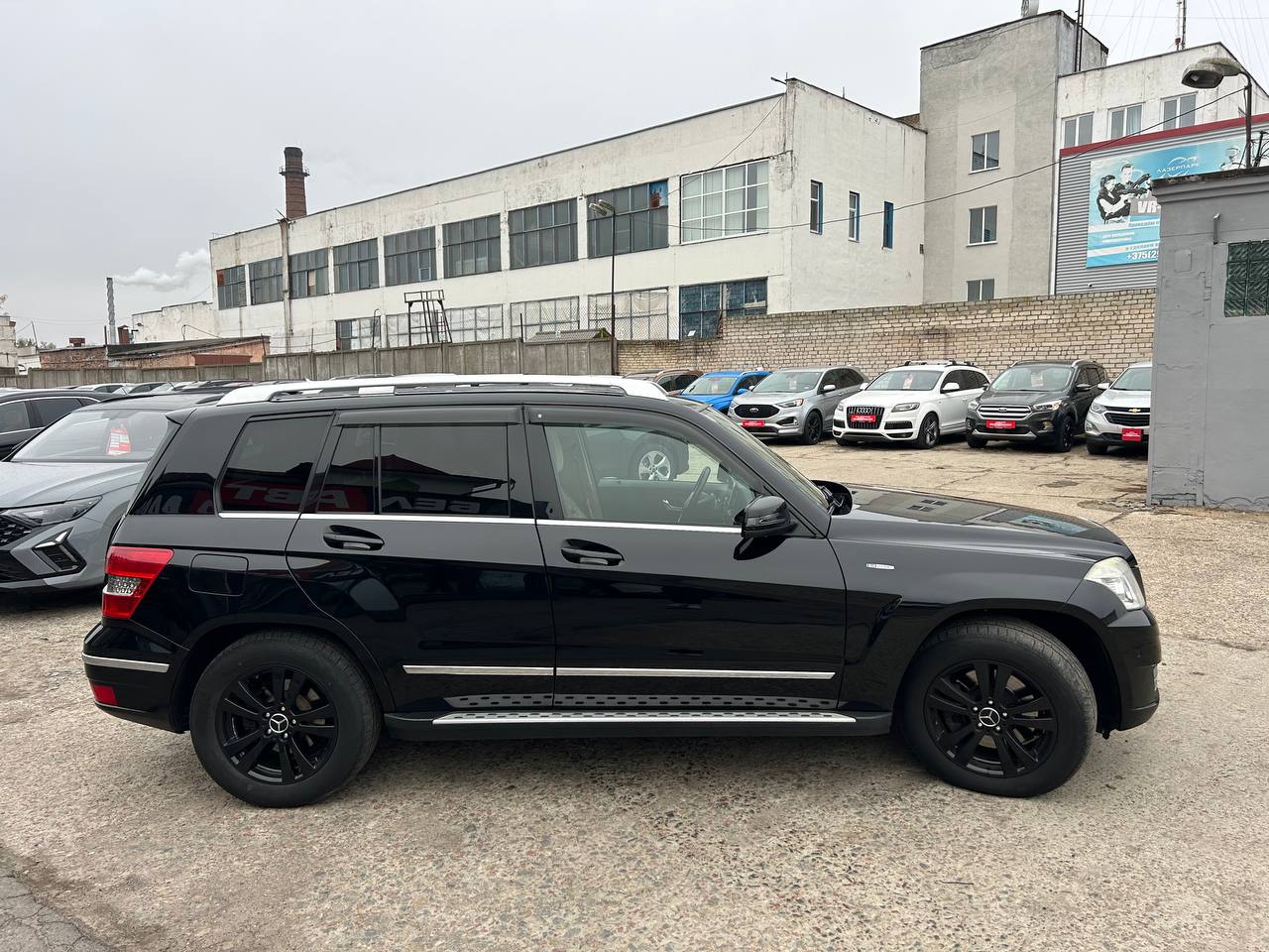Фото автомобиля 3