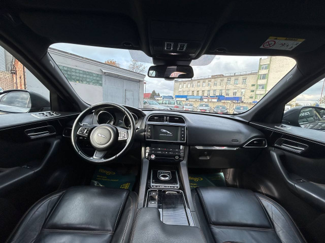 Фото автомобиля 12
