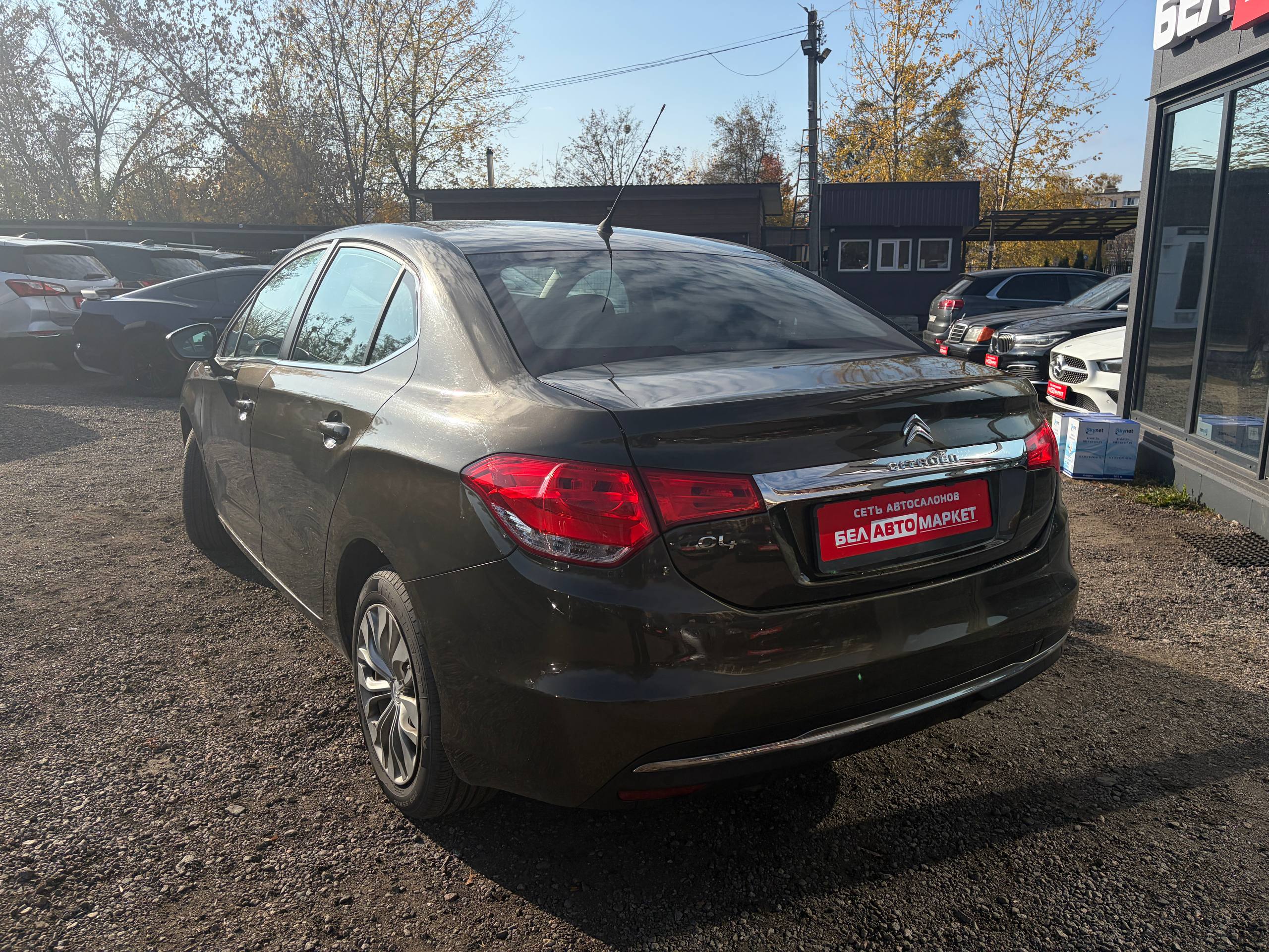 Фото автомобиля 6