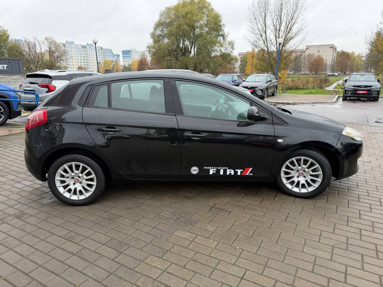 Фото автомобиля 3
