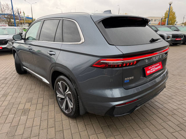 Фото автомобиля 6