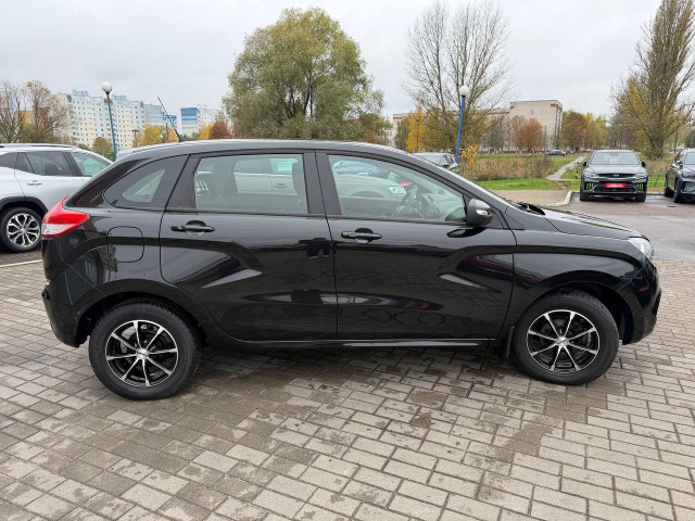 Фото автомобиля 3