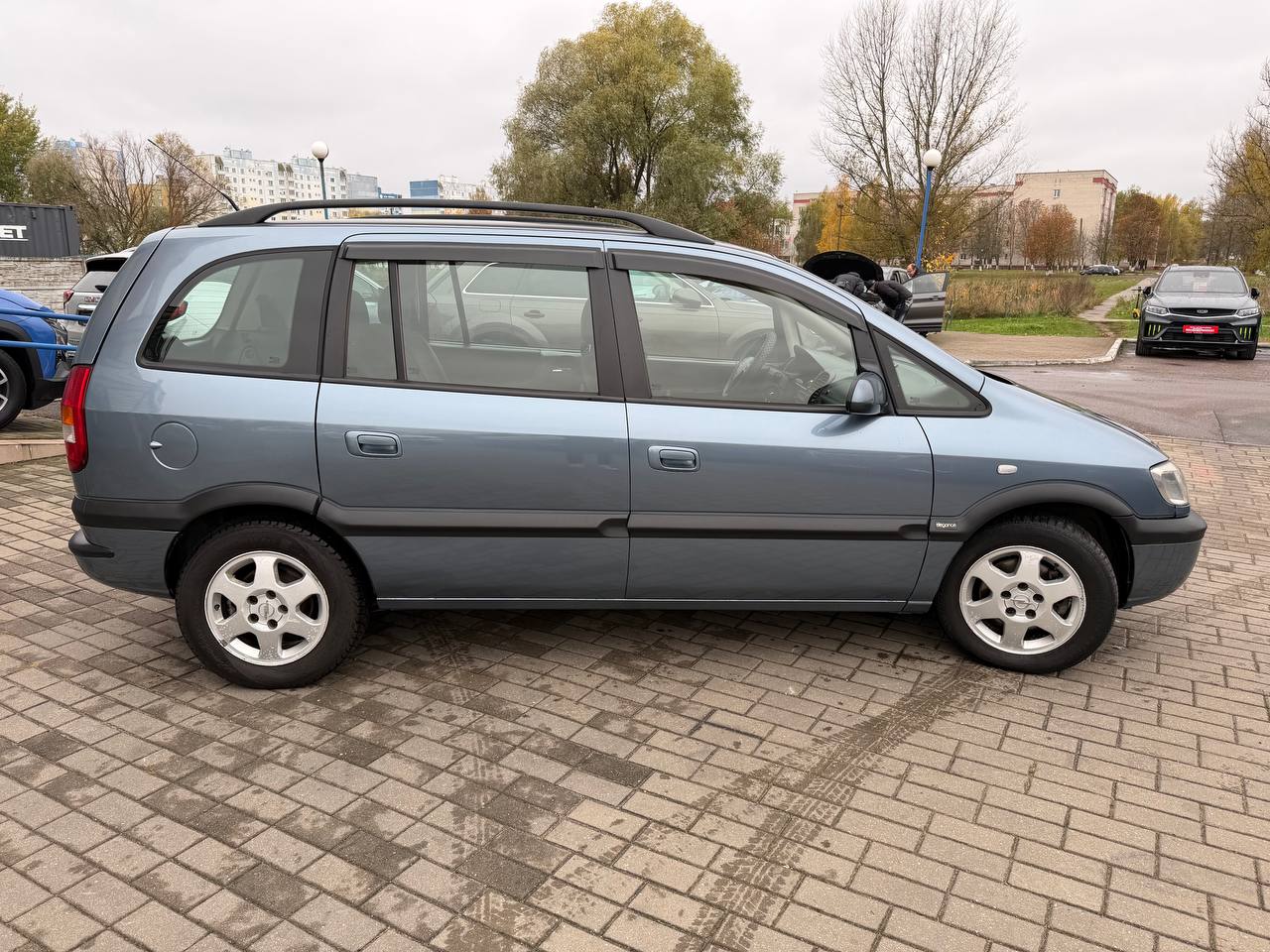 Фото автомобиля 3