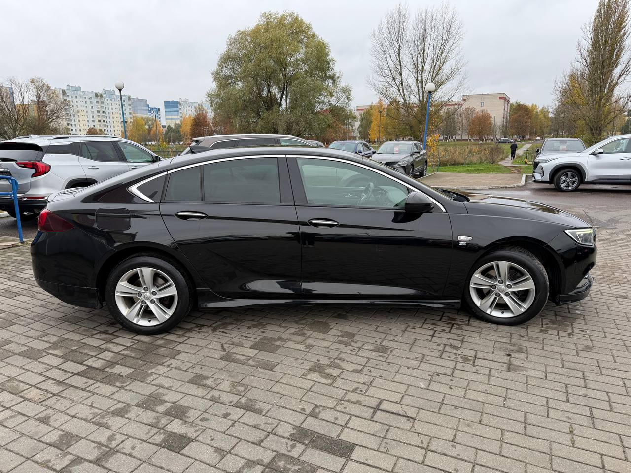 Фото автомобиля 3