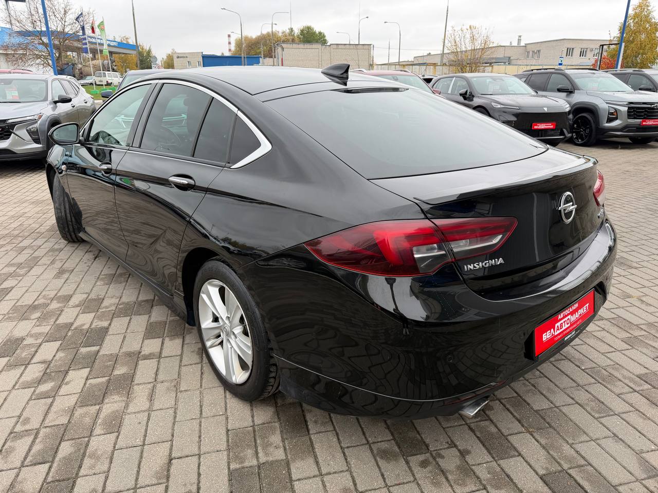 Фото автомобиля 6